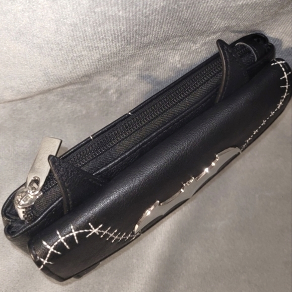 Batman trifold wallet/clutch with zip. - Picture 6 of 15